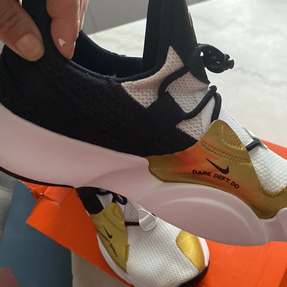 Women’s NIKE SUPER PREP GROOVE SZ 9.5 - Picture 4 of 16